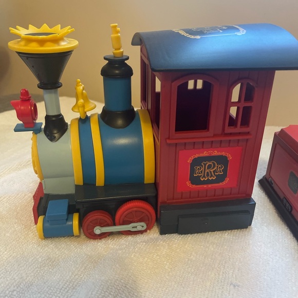 Disney Train - Picture 2 of 6